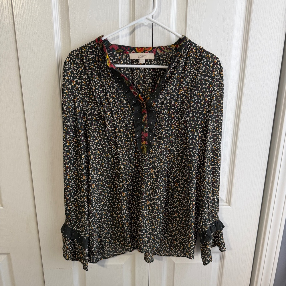Loft‎ ditsy floral long sleeve popover blouse size medium